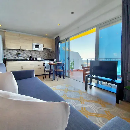 Coastview Terrace By Tor *