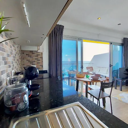 Coastview Terrace By Tor Apartament
